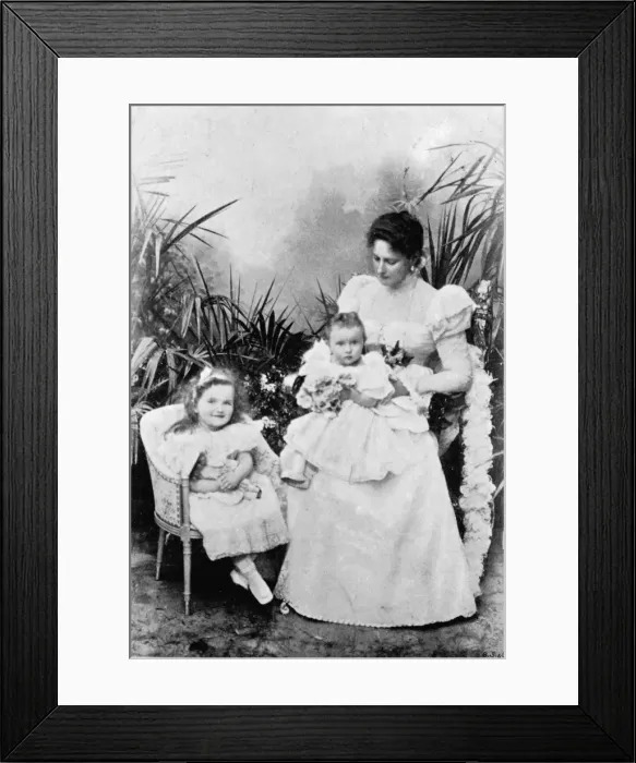 Framed Print : The Tsaritsa Alexandra with her two eldest daughters Framed Print : The Tsaritsa Alexandra with her two eldest daughters