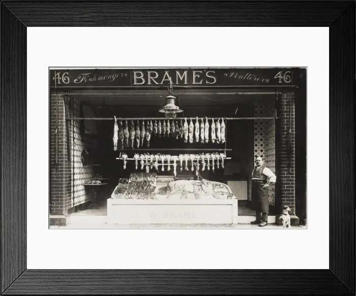 Framed Print : Fishmonger and Poulterer on Elizabeth St Framed Print : Fishmonger and Poulterer on Elizabeth St