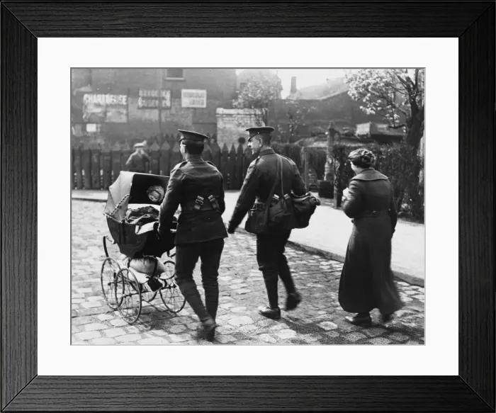 Framed Print : British Front in France, 1918 Framed Print : British Front in France, 1918