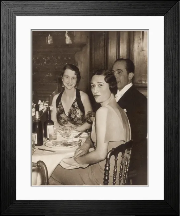 Framed Print : Wallis Simpson Framed Print : Wallis Simpson