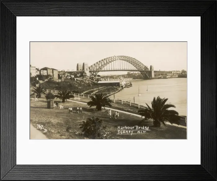 Framed Print : Sydney c. 1930s Framed Print : Sydney c. 1930s