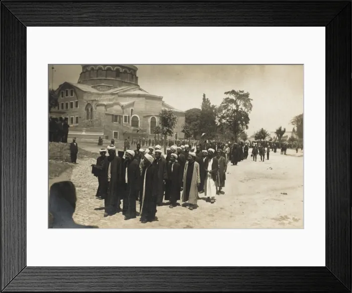 Framed Print : Religious gathering in Egypt with Shiite Muslims Framed Print : Religious gathering in Egypt with Shiite Muslims