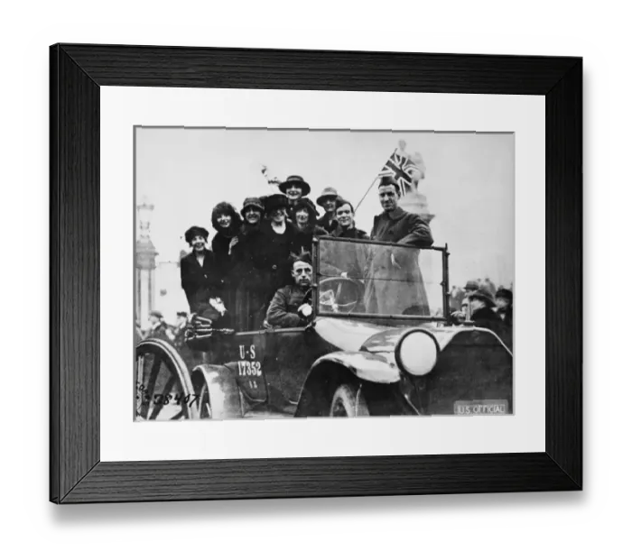 Framed Print : Celebrating victory, 1918 Framed Print : Celebrating victory, 1918