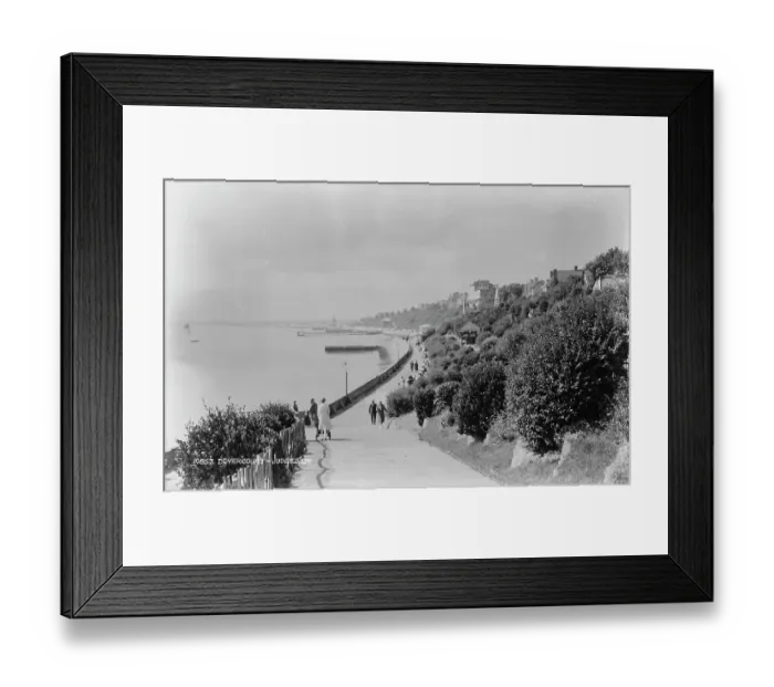 Framed Print : Scenic View of Dovercourt Seafront Framed Print : Scenic View of Dovercourt Seafront