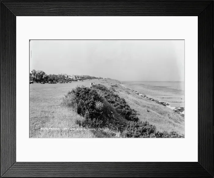 Framed Print : Frinton Cliffs and Beach Framed Print : Frinton Cliffs and Beach