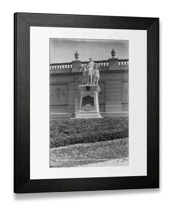 Framed Print : Russell-Cotes War Memorial Framed Print : Russell-Cotes War Memorial