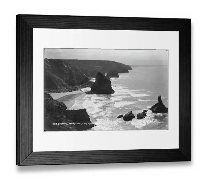 Framed Print : Bedruthan Steps, Cornwall Framed Print : Bedruthan Steps, Cornwall