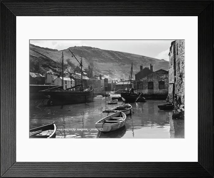 Framed Print : Polperro Harbour Framed Print : Polperro Harbour