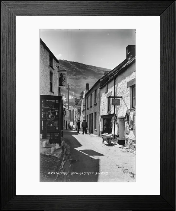 Framed Print : Lansallos Street in Polperro Framed Print : Lansallos Street in Polperro