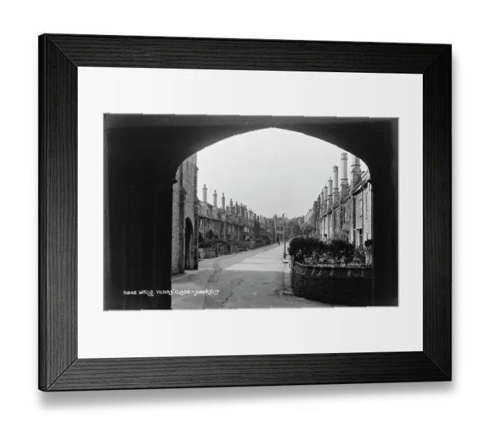 Framed Print : Vicars Close in Wells Framed Print : Vicars Close in Wells
