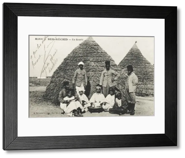 Framed Print : Ber-Rechid, Morocco - Gourbi Huts Framed Print : Ber-Rechid, Morocco - Gourbi Huts