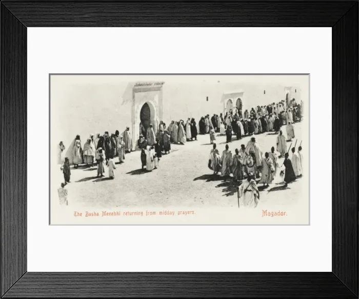 Framed Print : Basha Menebhi returning from midday prayers Framed Print : Basha Menebhi returning from midday prayers