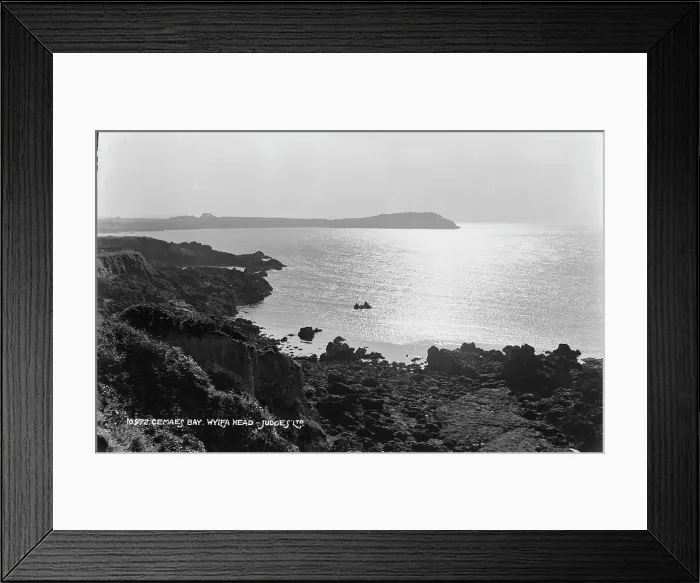 Framed Print : Cemaes Bay at Wylfa Head Framed Print : Cemaes Bay at Wylfa Head
