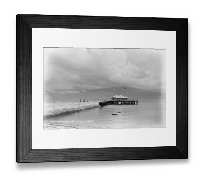 Framed Print : The Pier at Beaumaris Framed Print : The Pier at Beaumaris