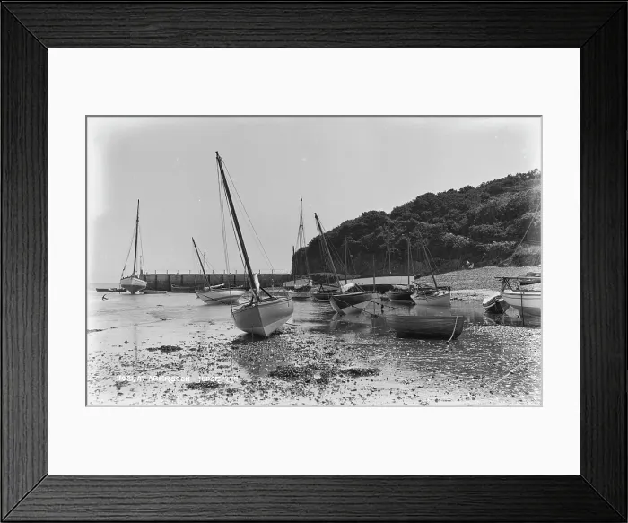 Framed Print : Boats at Abersoch Framed Print : Boats at Abersoch