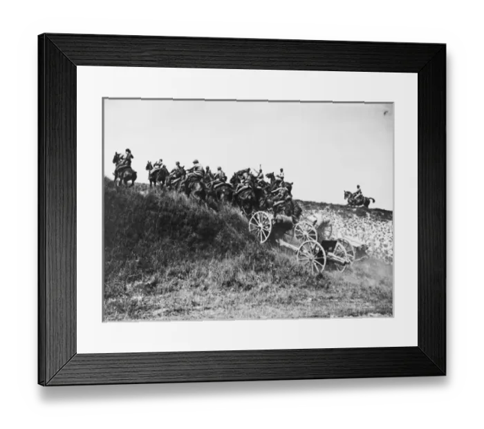 Framed Print : French artillery battery 1916 Framed Print : French artillery battery 1916
