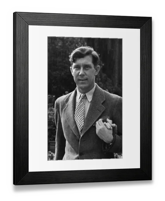 Framed Print : Geoffrey Dyson OBE Framed Print : Geoffrey Dyson OBE