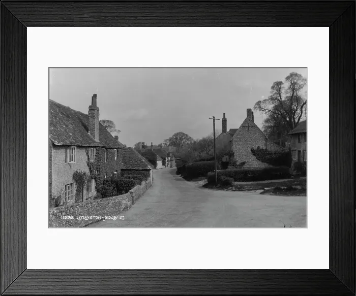 Framed Print : A Quiet Lane in Litlington Framed Print : A Quiet Lane in Litlington
