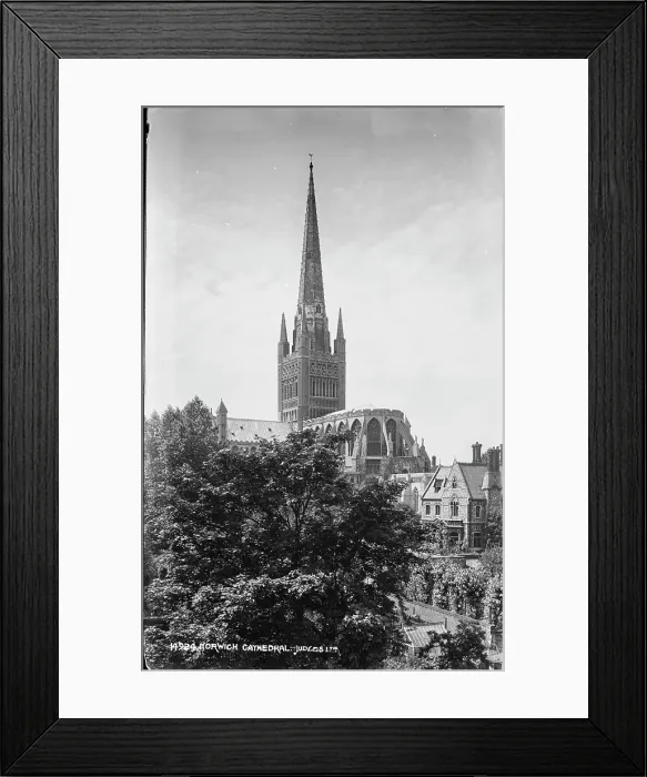 Framed Print : Norwich Cathedral Framed Print : Norwich Cathedral
