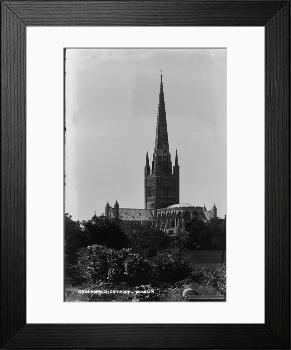 Framed Print : Norwich Cathedral Framed Print : Norwich Cathedral