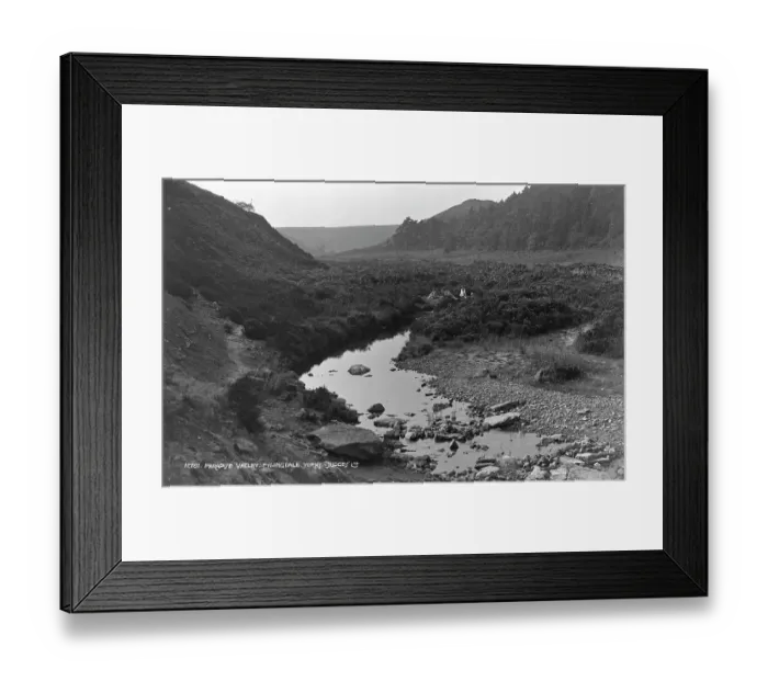 Framed Print : Paradise Valley, Pilkington, York Framed Print : Paradise Valley, Pilkington, York