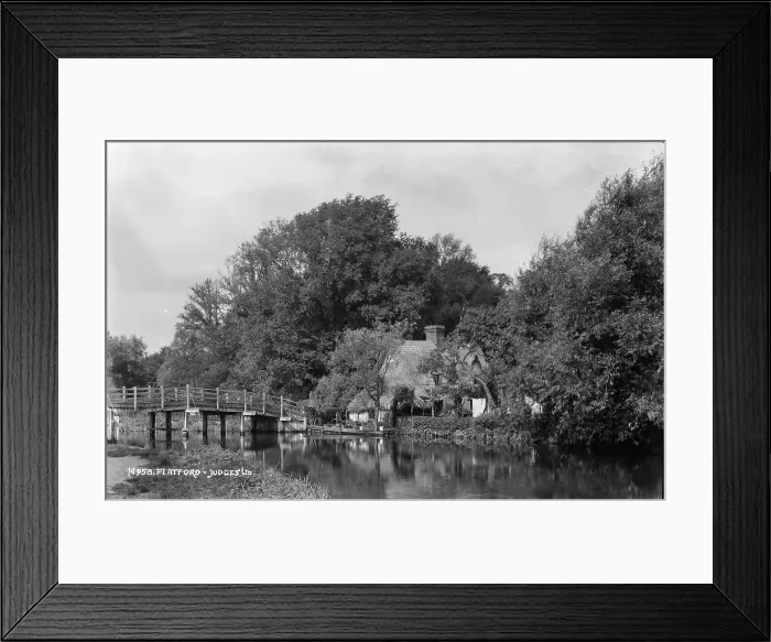 Framed Print : Flatford Bridge and Cottage Framed Print : Flatford Bridge and Cottage