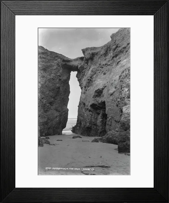 Framed Print : The Arch at Perranporth Framed Print : The Arch at Perranporth