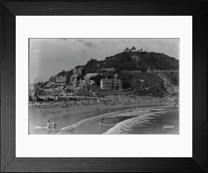 Framed Print : Beach Scene in Looe Framed Print : Beach Scene in Looe