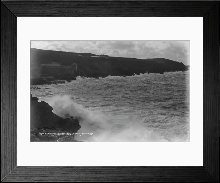 Framed Print : Lewennick Cove, Newquay Framed Print : Lewennick Cove, Newquay