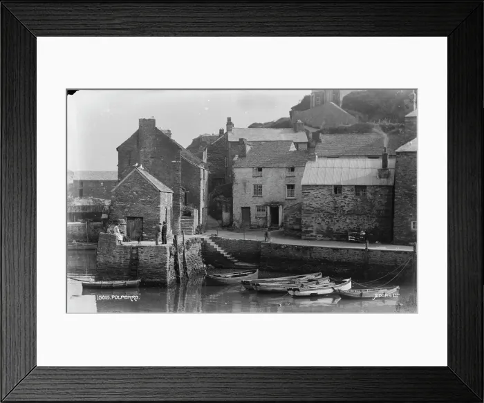 Framed Print : Polperro Harbour Scene Framed Print : Polperro Harbour Scene