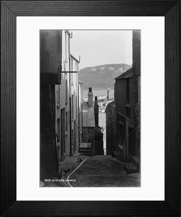 Framed Print : Narrow Street in St. Ives Framed Print : Narrow Street in St. Ives