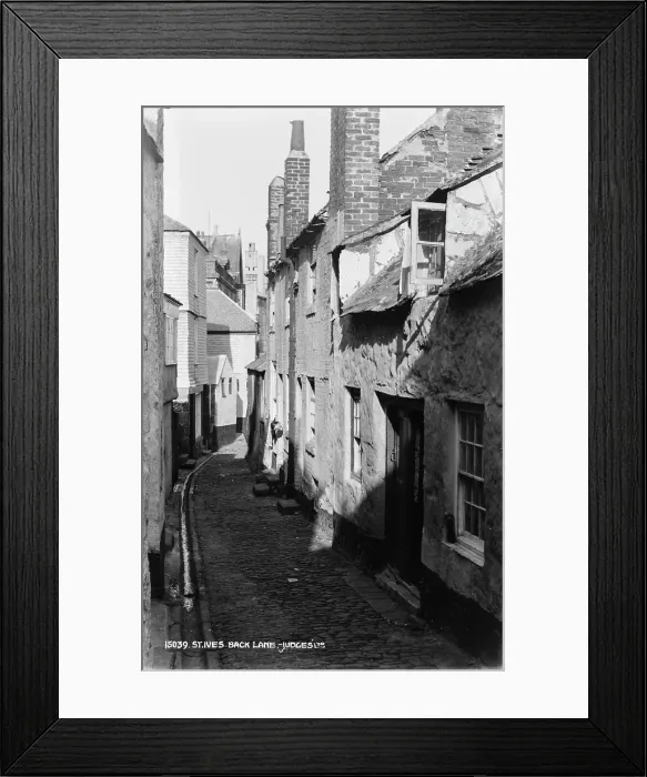 Framed Print : Back Lane in St. Ives Framed Print : Back Lane in St. Ives