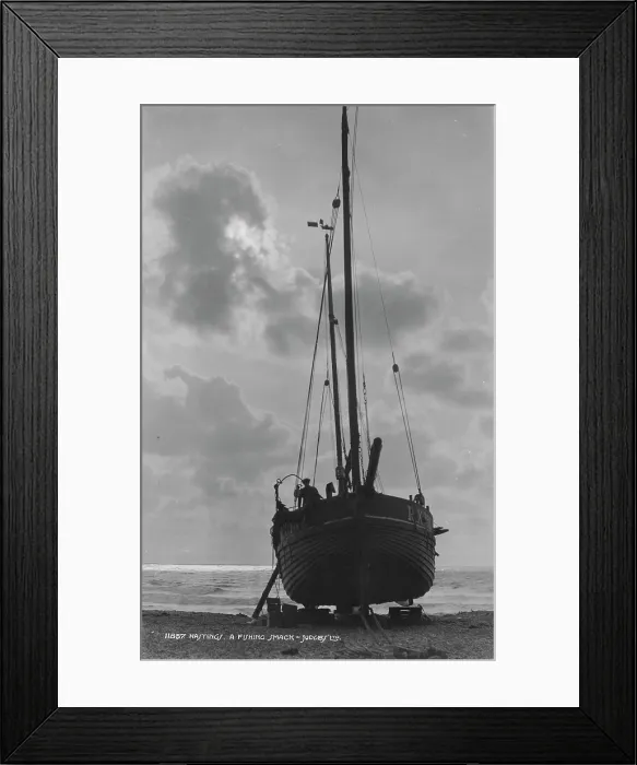 Framed Print : A Fishing Smack in Hastings Framed Print : A Fishing Smack in Hastings