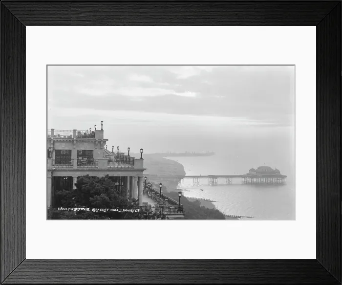Framed Print : Leas Cliff Hall, Folkestone