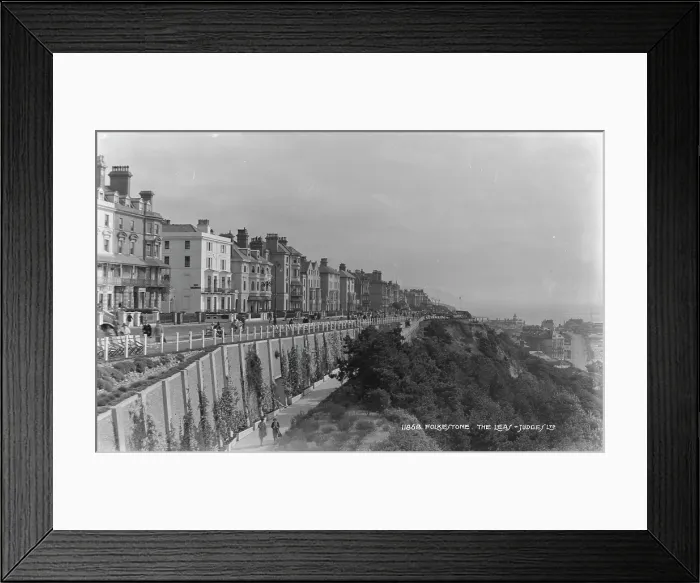 Framed Print : The Leas, Folkestone Framed Print : The Leas, Folkestone