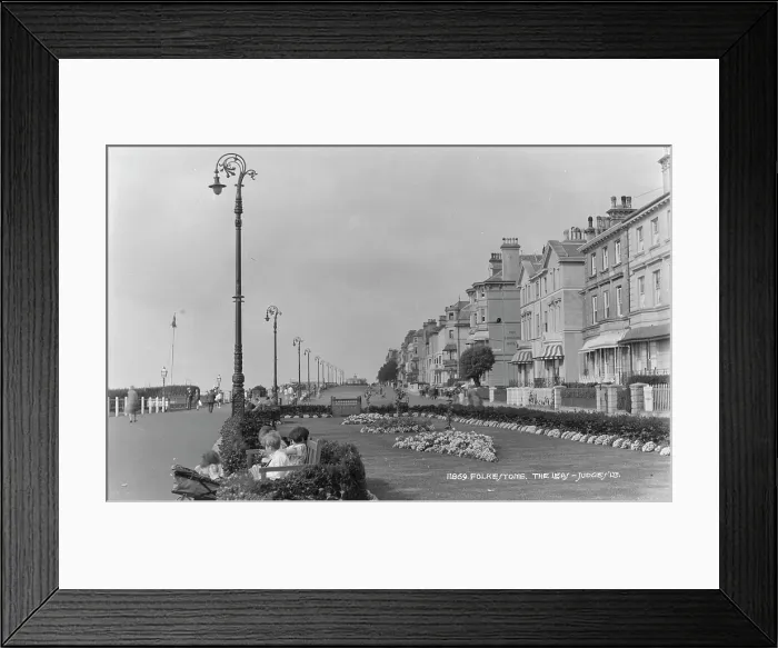 Framed Print : The Leas, Folkestone Framed Print : The Leas, Folkestone