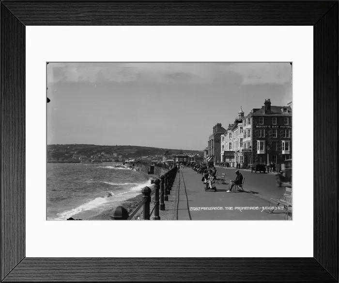 Framed Print : The Promenade in Penzance Framed Print : The Promenade in Penzance