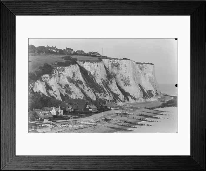 Framed Print : East Cliff at St. Margaret's Bay Framed Print : East Cliff at St. Margaret's Bay