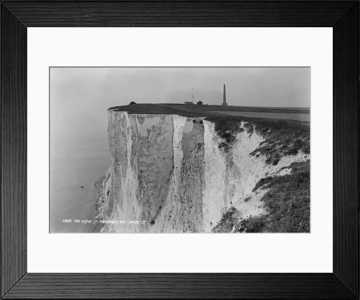Framed Print : The Cliffs at St. Margaret Bay Framed Print : The Cliffs at St. Margaret Bay