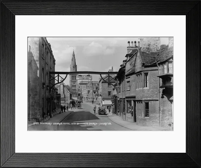 Framed Print : Stamford: George Hotel and St. Mary's Church Framed Print : Stamford: George Hotel and St. Mary's Church