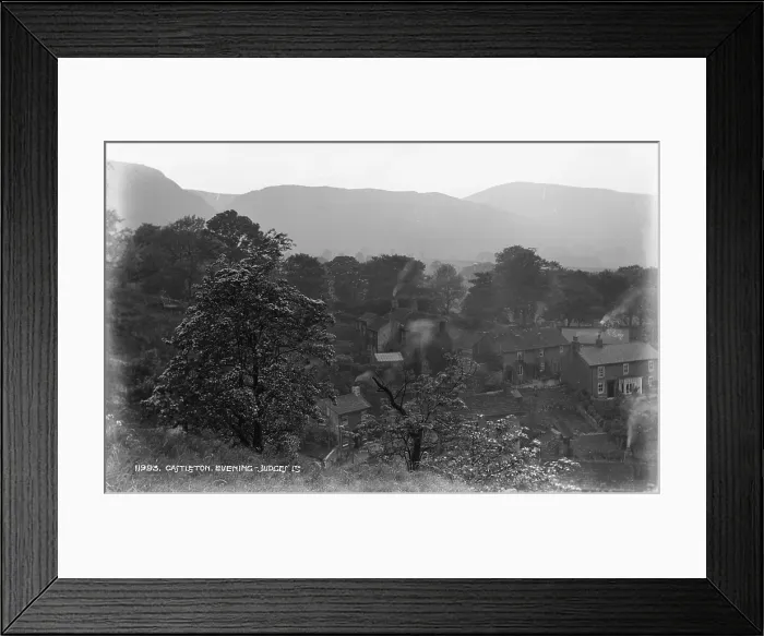 Framed Print : Evening in Castleton Framed Print : Evening in Castleton