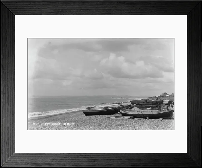 Framed Print : Cooden Beach Framed Print : Cooden Beach