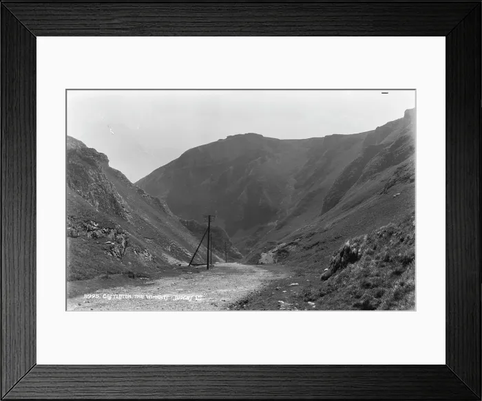 Framed Print : The Winnats Pass Framed Print : The Winnats Pass
