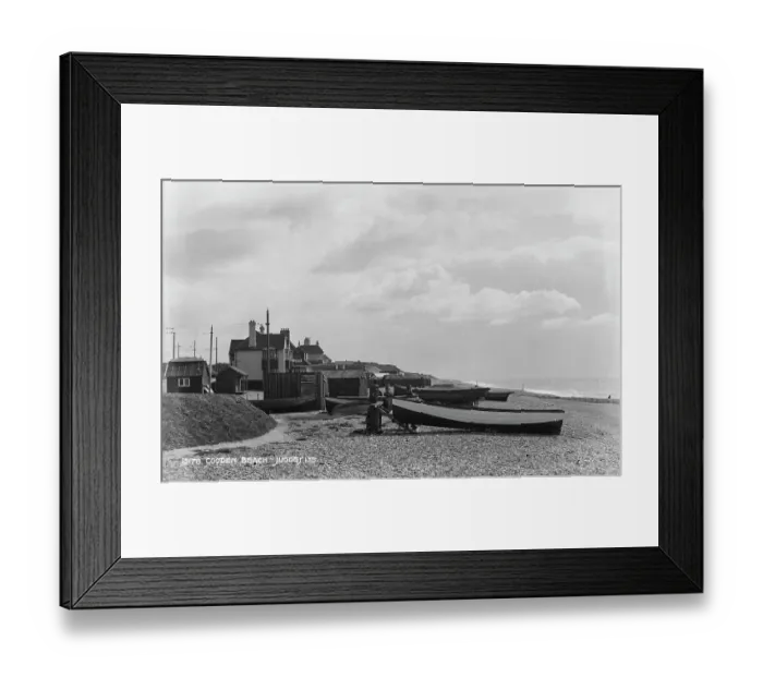 Framed Print : Cooden Beach Scene Framed Print : Cooden Beach Scene