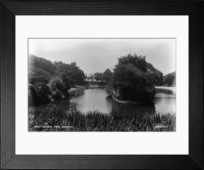Framed Print : Tranquil Scene at Queen's Park Framed Print : Tranquil Scene at Queen's Park