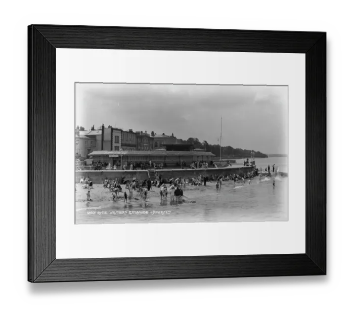 Framed Print : Beach Day at Ryde Framed Print : Beach Day at Ryde