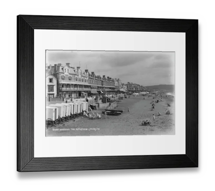 Framed Print : Sandown Esplanade Framed Print : Sandown Esplanade