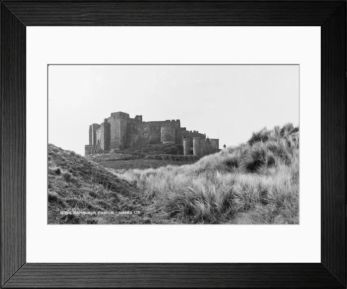 Framed Print : Bamburgh Castle Framed Print : Bamburgh Castle