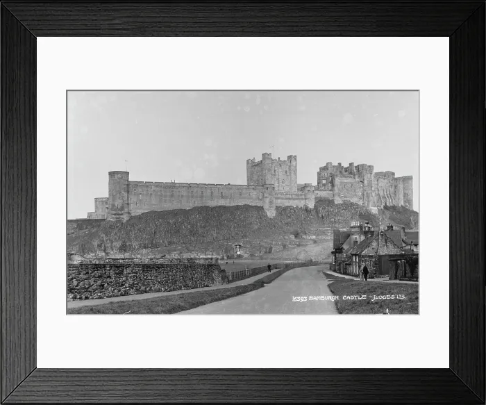 Framed Print : Bamburgh Castle Framed Print : Bamburgh Castle