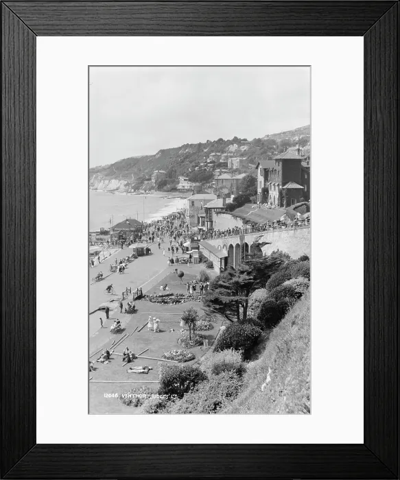 Framed Print : Seaside Promenade in Ventnor Framed Print : Seaside Promenade in Ventnor
